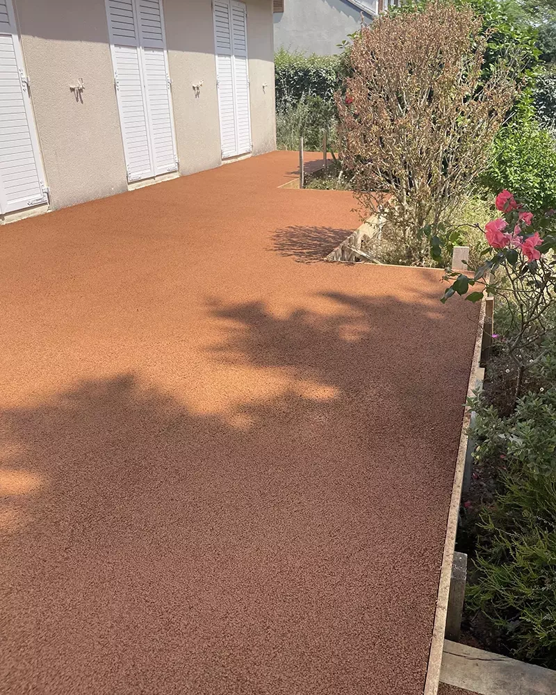 Réalisation d'un aménagement extérieur par Art Maçonnerie, maçon à Saint-Michel-Chef-Chef