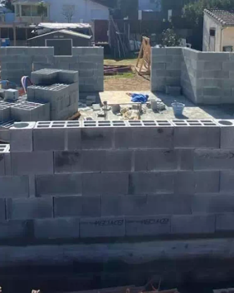 Réalisation d'une construction neuve par Art Maçonnerie, maçon à Saint-Michel-Chef-Chef